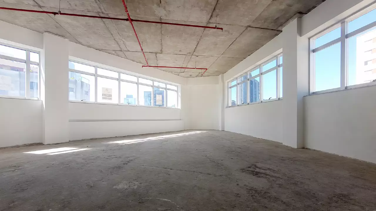 Encontre andar para alugar no Bairro de Lourdes, em Belo Horizonte. Espaços comerciais amplos, bem localizados e ideais para sua empresa.