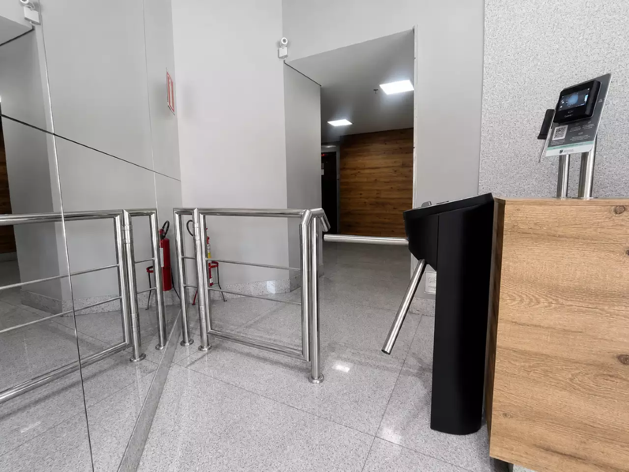 Encontre andar para alugar no Bairro de Lourdes, em Belo Horizonte. Espaços comerciais amplos, bem localizados e ideais para sua empresa.