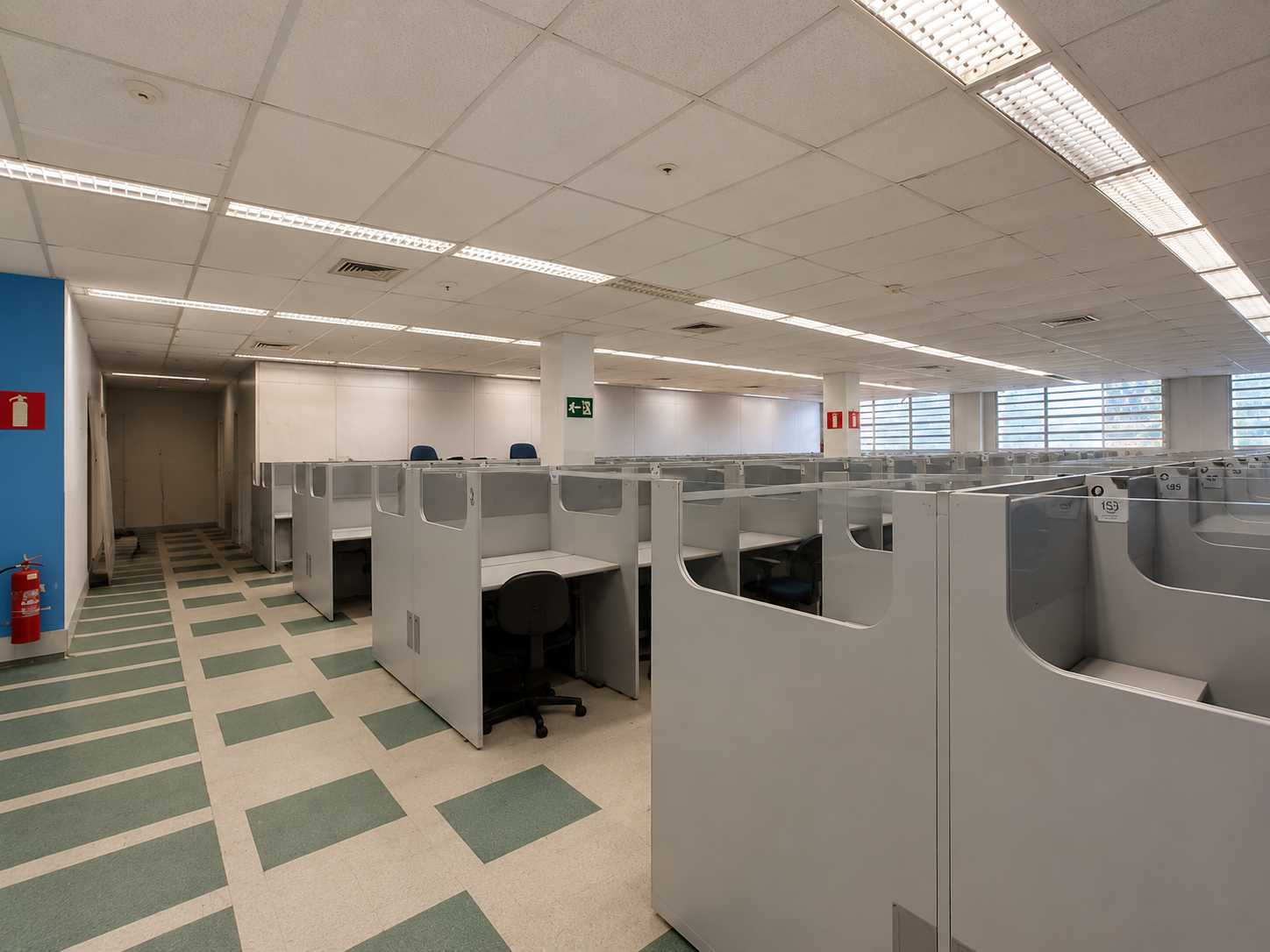 Andar Comercial para Alugar no Centro com ar-condicionado central, vagas de garagem, geradores e localização estratégica em Belo Horizonte.
