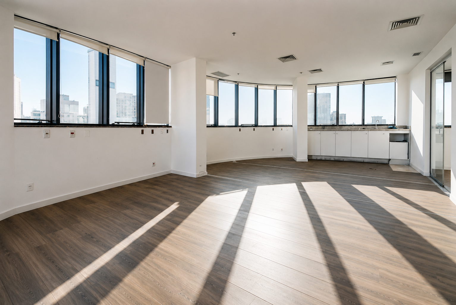 Sala para alugar no Bairro Funcionários com excelente localização, infraestrutura e fácil acesso. Confira as melhores opções em BH.