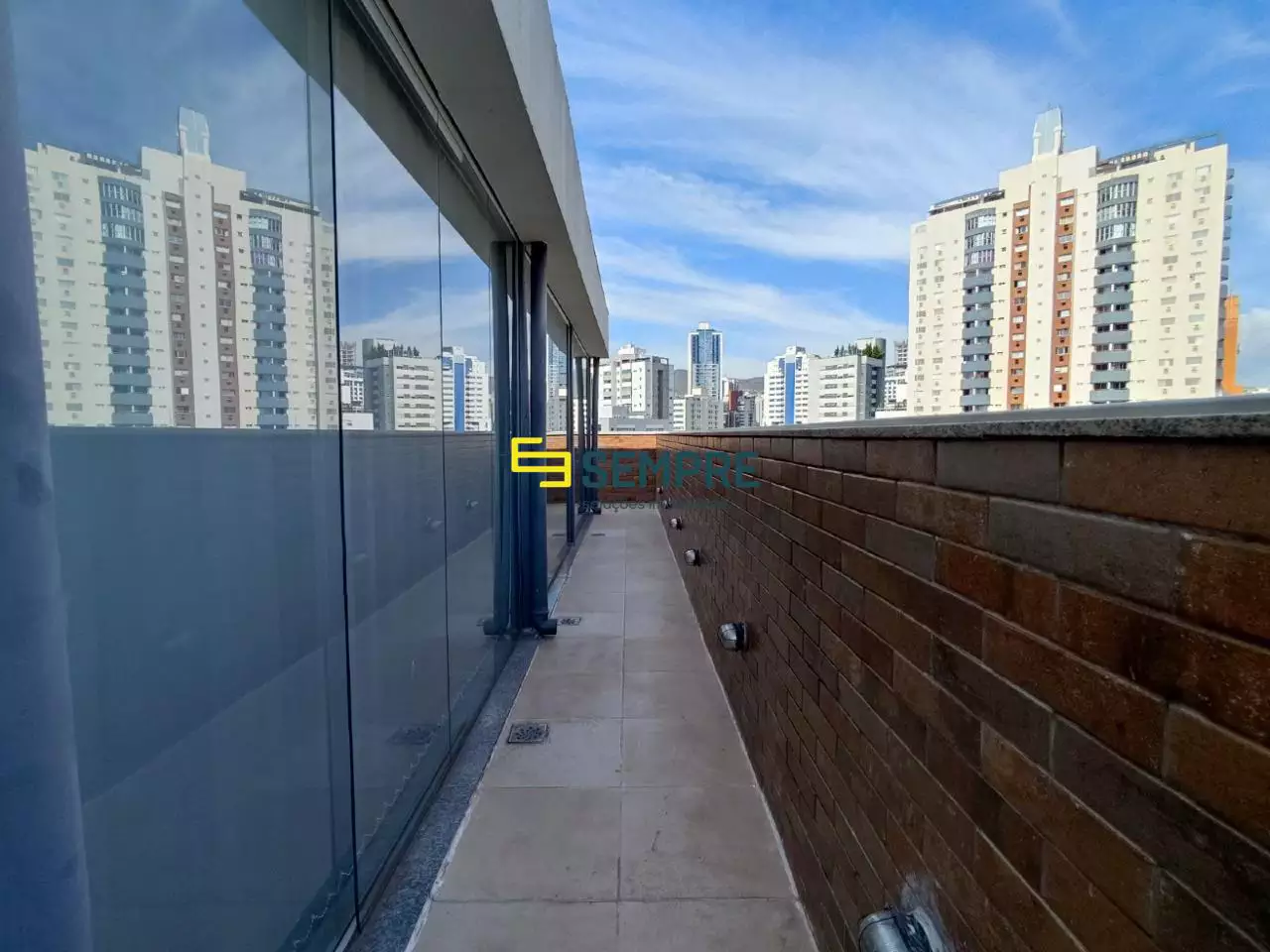 Andar corporativo para alugar no Funcionários em Belo Horizonte