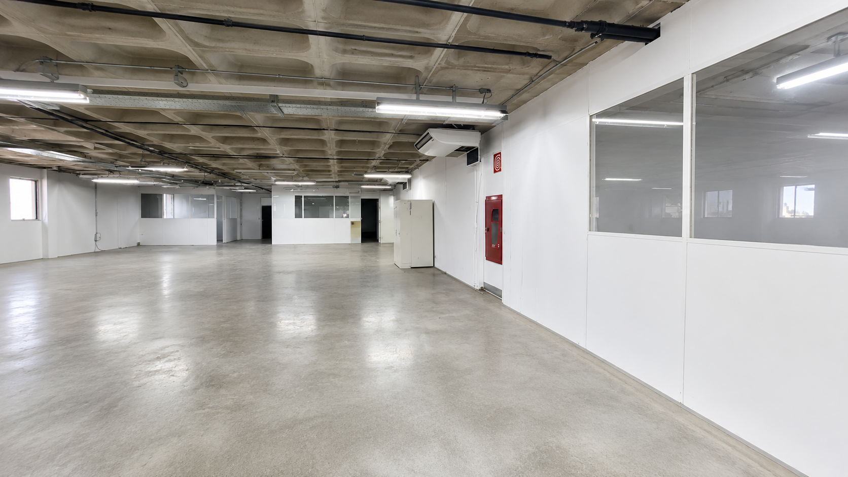 Andar para alugar no Bairro Estoril, em Belo Horizonte. Excelente localização, estrutura moderna e espaço ideal para instalar sua empresa.