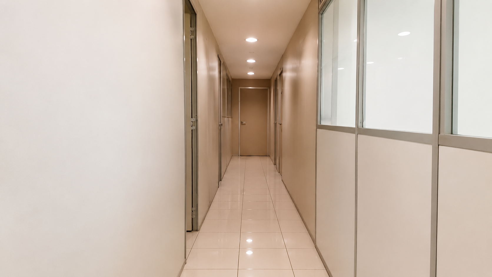 Andar comercial para alugar no Serra, em Belo Horizonte. Espaço amplo, infraestrutura moderna, excelente localização e fácil acesso.