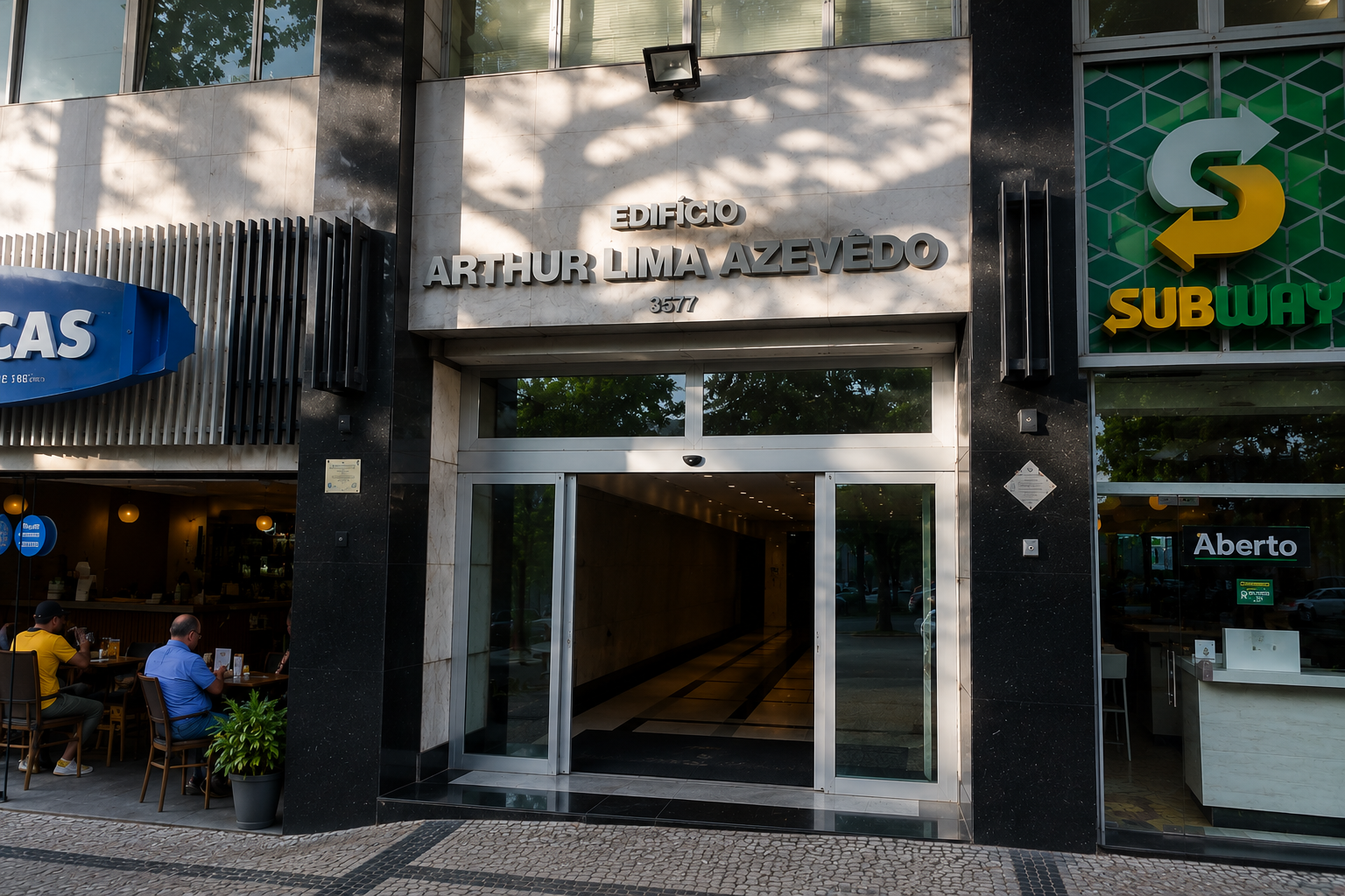 Andar comercial para alugar no Serra, em Belo Horizonte. Espaço amplo, infraestrutura moderna, excelente localização e fácil acesso.