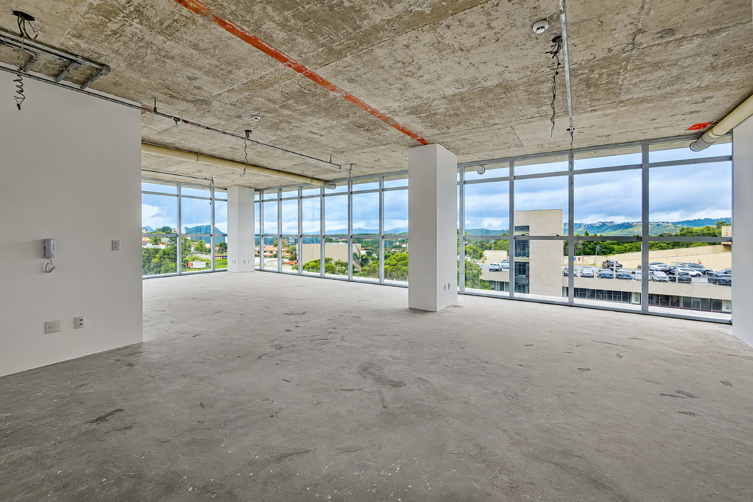 Sala comercial para alugarc de 60 m², localizada no Edifício Conartes Tower, em Nova Lima/MG, nas proximidades do Shopping Serena Mall.