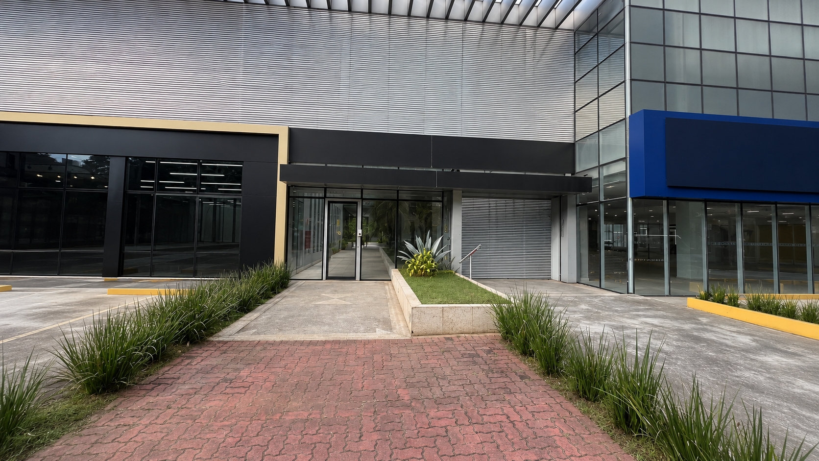 Andar comercial para alugar no Estoril com amplo espaço, piso em porcelanato, ótima iluminação e localização estratégica para empresas.