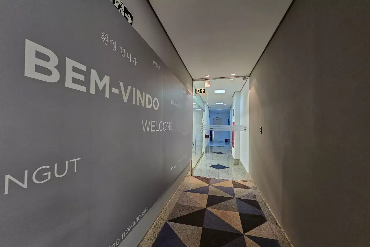 Andar para alugar no Vale do Sereno com localização estratégica, infraestrutura moderna e excelente visibilidade para sua empresa. Confira!